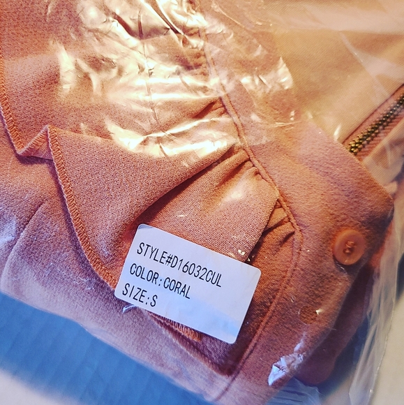 NWT Mystic Cold shoulder Ruffel Dress /Sma… - Picture 5 of 6